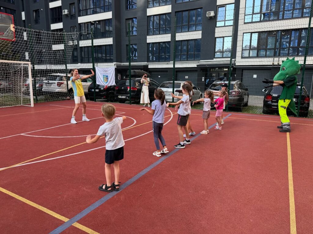 541925810_18361083763152349_5515770507226342256_n-1024x768 Олімпйський урок - свято спорту!