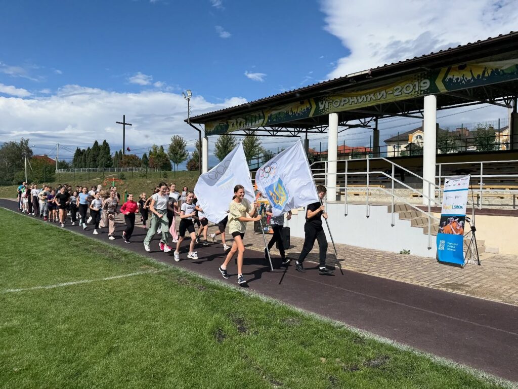 548871236_18362389336152349_2556092482807036532_n-1024x768 «105 років під Олімпійським прапором» - символічний забіг.