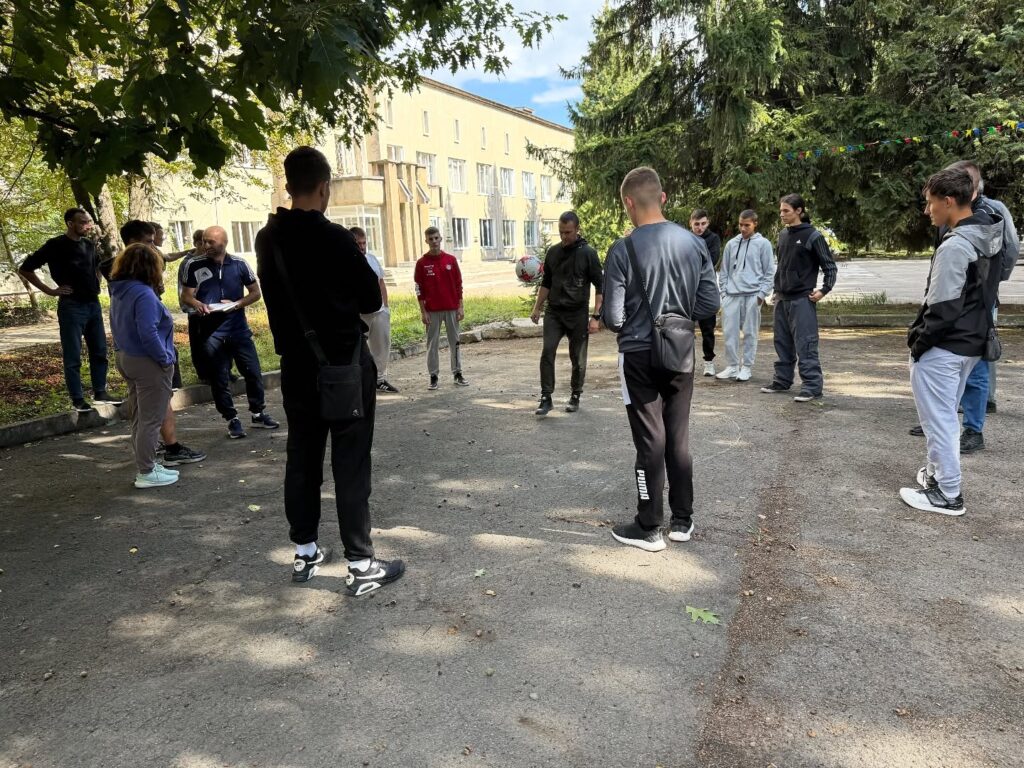 550821189_18362705164152349_8765565424338204012_n-1024x768 #BeActive - Олімпійський урок у ліцеї.