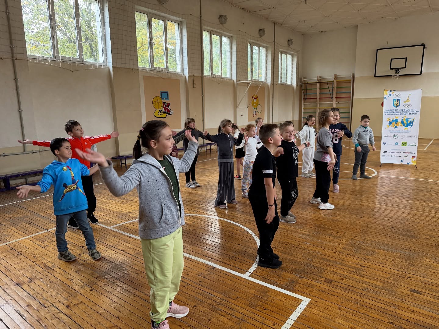 562010537_18366318934152349_7434909786882349213_n Першокласний #OlympicLesson, для учнів другого класу.