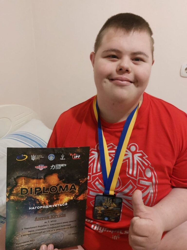 648152671_1331008315727661_8785868823657696741_n-1-768x1024 Головна